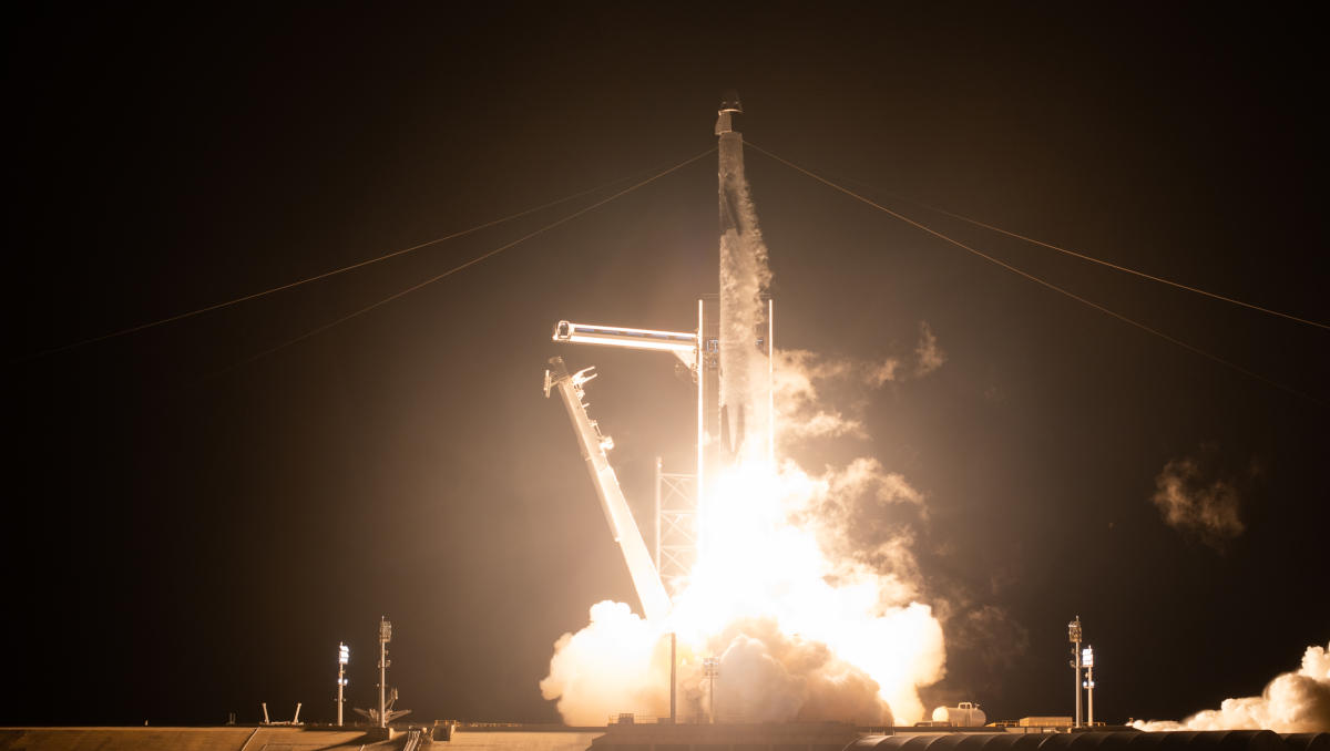 Lancio della missione SpaceX Crew-1